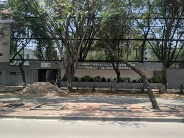 Condenan hasta 61 años a expolicías ligados a ‘Los Zetas’