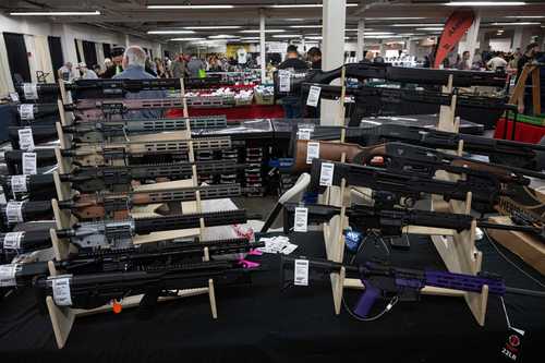 De Arizona, la mayoría de las armas que se trafican desde Estados Unidos hacia México