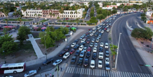 El espejismo del bienestar: Hermosillo se ahoga en una marea de autos “chocolate”