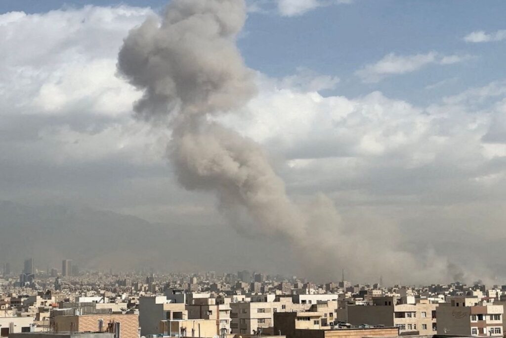 Estados Unidos e Israel lanzan una guerra total contra Irán