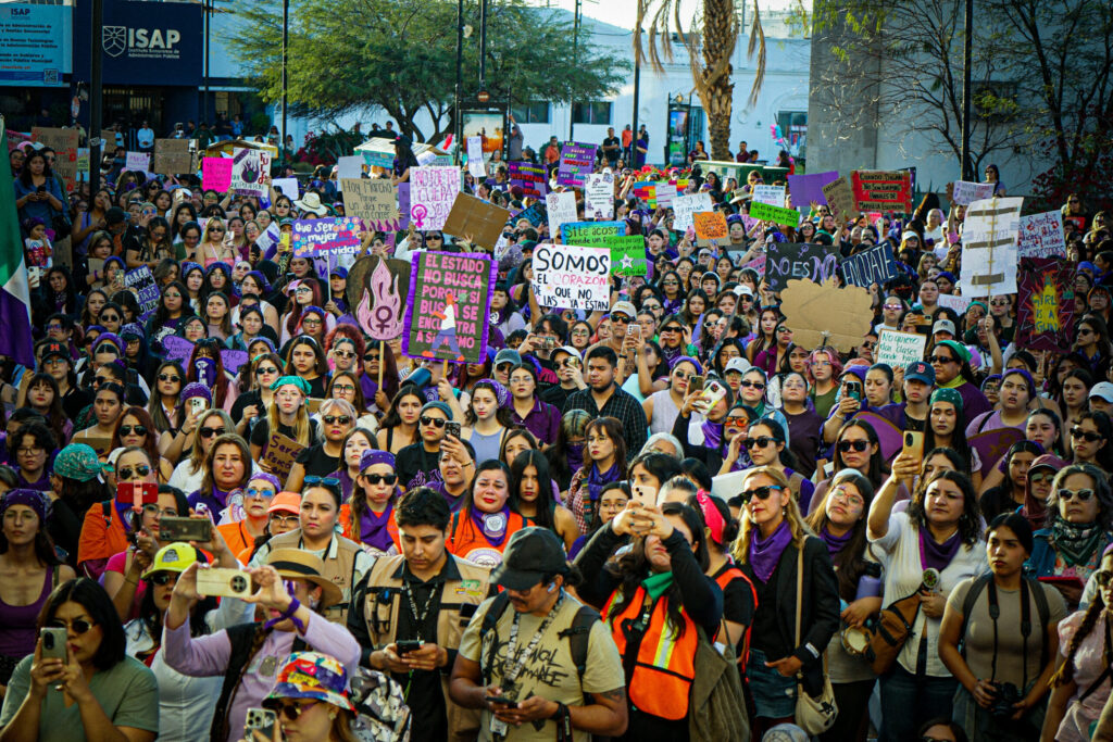 Marchan en Hermosillo para exigir un alto a las violencias y los feminicidios