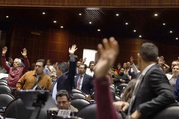 Morena alista un plan b tras la derrota en el Congreso de la reforma electoral de Sheinbaum