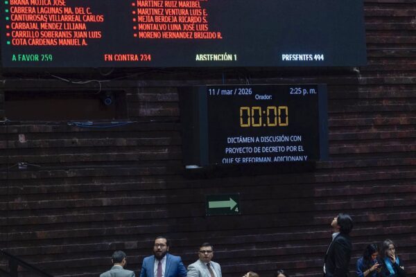 Sheinbaum redobla la apuesta con un plan basado en la popularidad de su reforma electoral