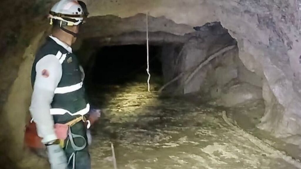 Sinaloa: rescatan a uno de los cuatro mineros atrapados