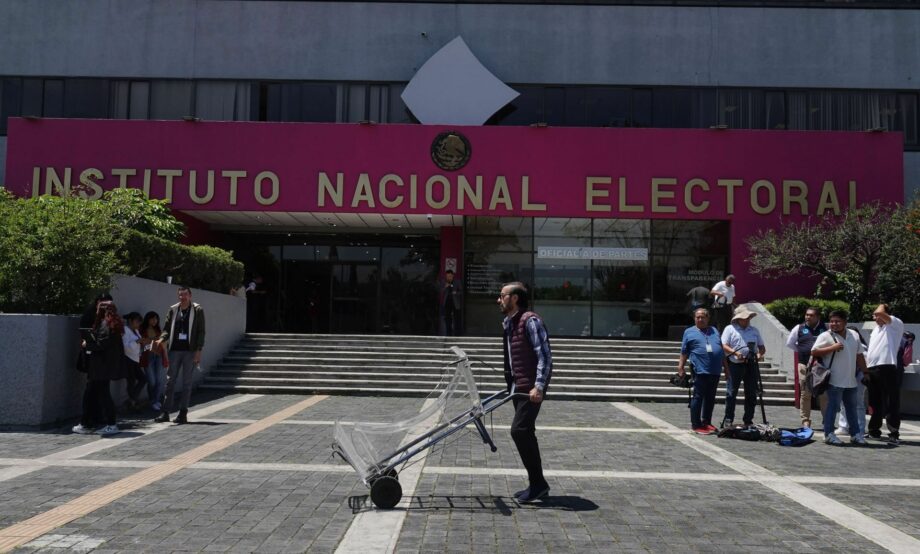 Avanzan 50 para consejerías del INE