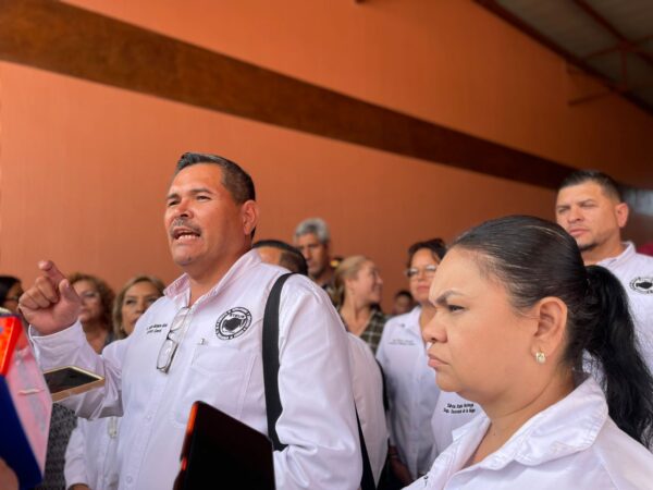 Continúa huelga del Steus en la Unison tras concluir asamblea