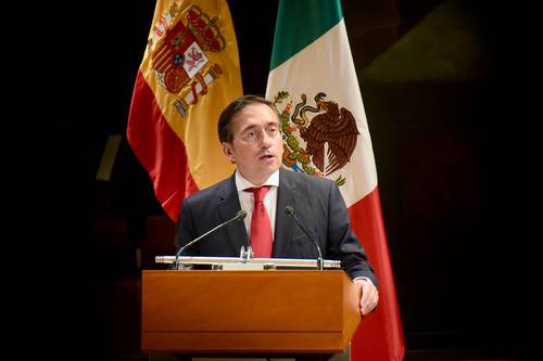 Critica el canciller de España a los “poderosos” que incitan a la guerra