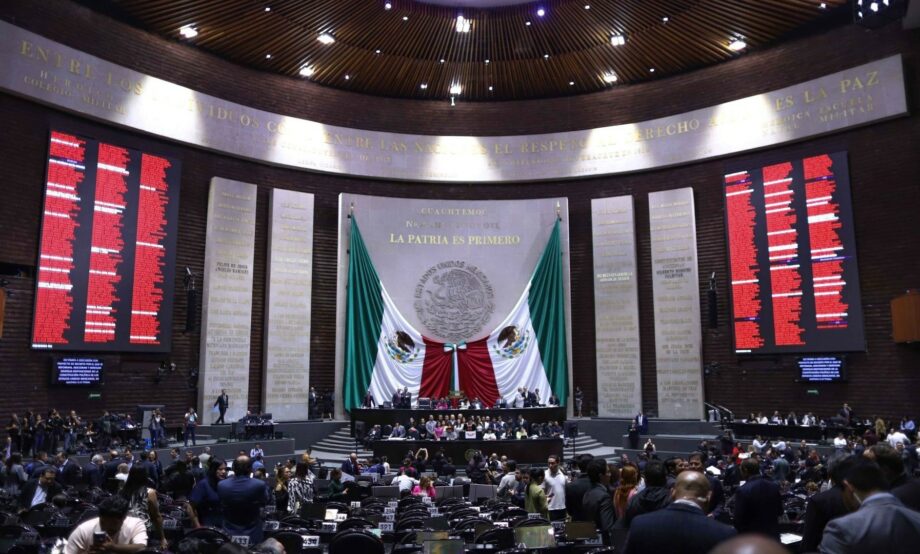 Diputados reciben Precriterios Generales de Política Económica 2027