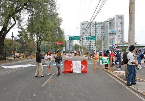 Exigen subsidio a comedores en Trabajo Social de la UNAM
