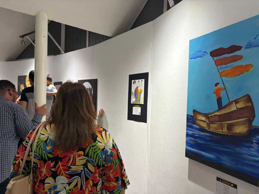 Exposición “Fantasías” muestra el talento infantil en el Kiosco del Arte