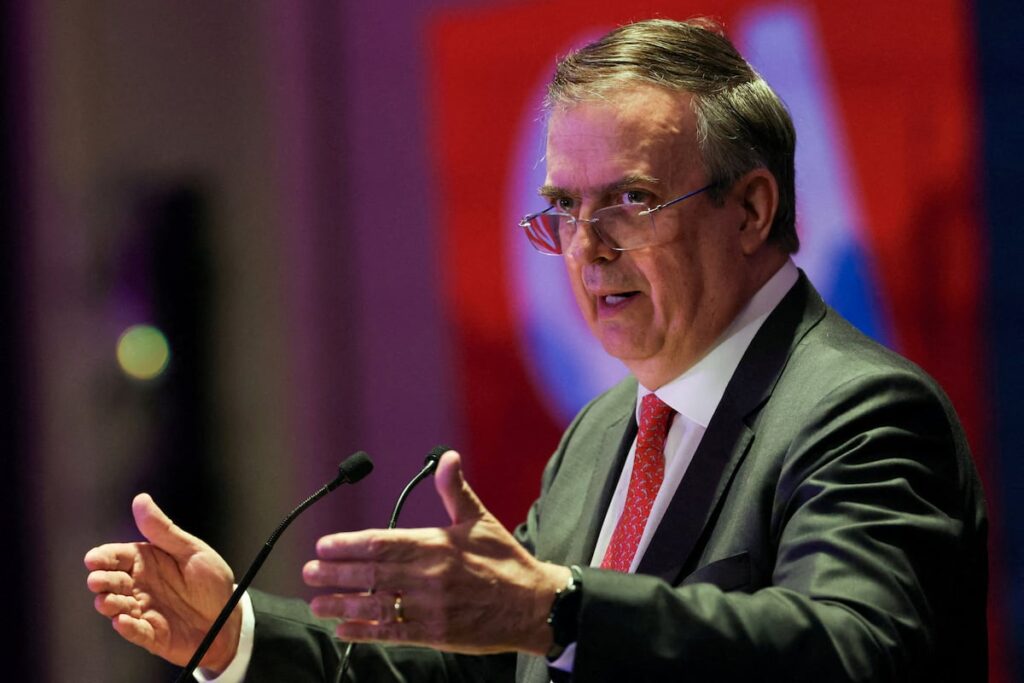 La Secretaría Anticorrupción abre una investigación por la estancia del hijo de Marcelo Ebrard en la Embajada en Londres