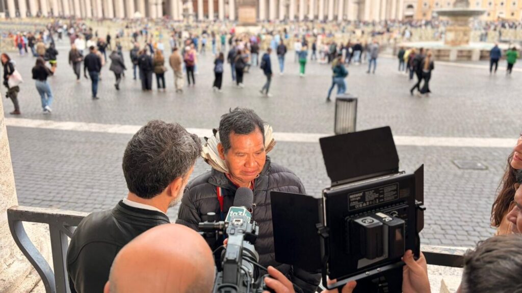 Líderes indígenas del Gran Chaco viajan a Roma para advertir sobre el uso de cuero en automóviles de lujo