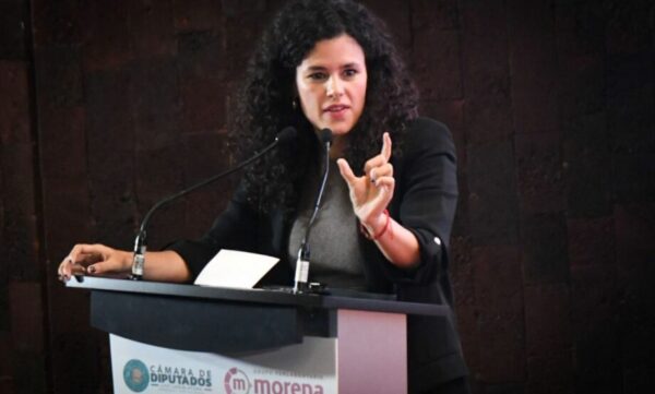 Luisa Alcalde acepta la Consejería Jurídica