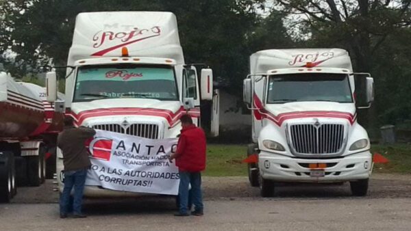 Organizaciones transportistas rechazan bloqueos nacionales de la ANTAC