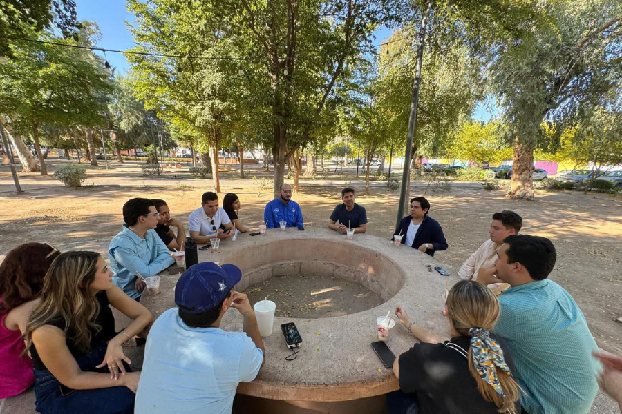 Recorre Gildardo Real municipios para reforzar la estructura del PAN