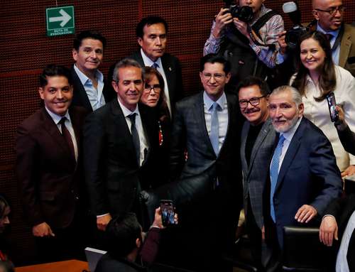 Senado ratifica a Roberto Velasco como secretario de Relaciones Exteriores