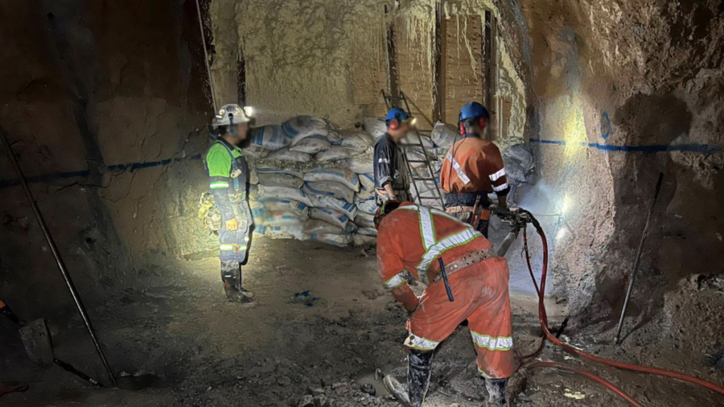 Sinaloa: continúan trabajos para localizar al último minero