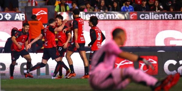 Xolos, a medio gas, vence a los Tigres