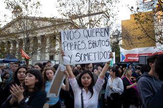 Argentina vive nueva protesta masiva por crisis en universidades públicas