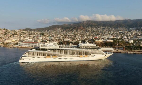 Aumenta turismo de cruceros en México