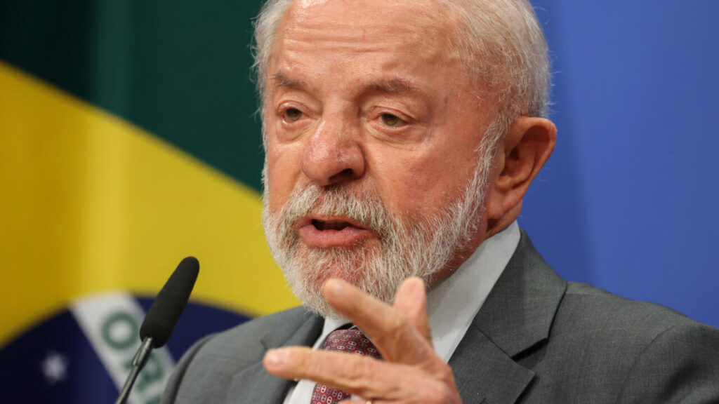 Brasil: Lula reduce las deudas de los brasileños de bajos ingresos