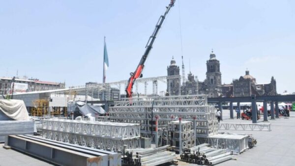 CDMX: alistan pantalla gigante en Zócalo