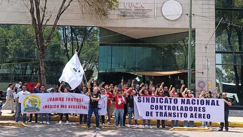 Controladores aéreos exigen mejoras laborales