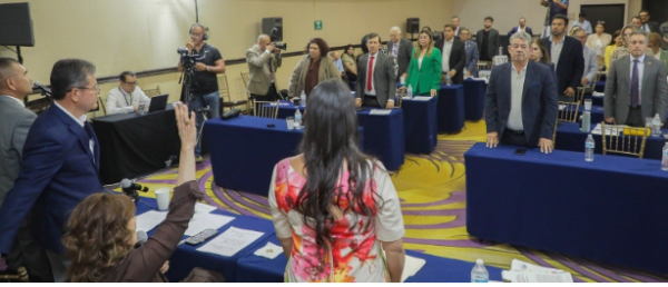De intensidades legislativas y otros temas: una crónica