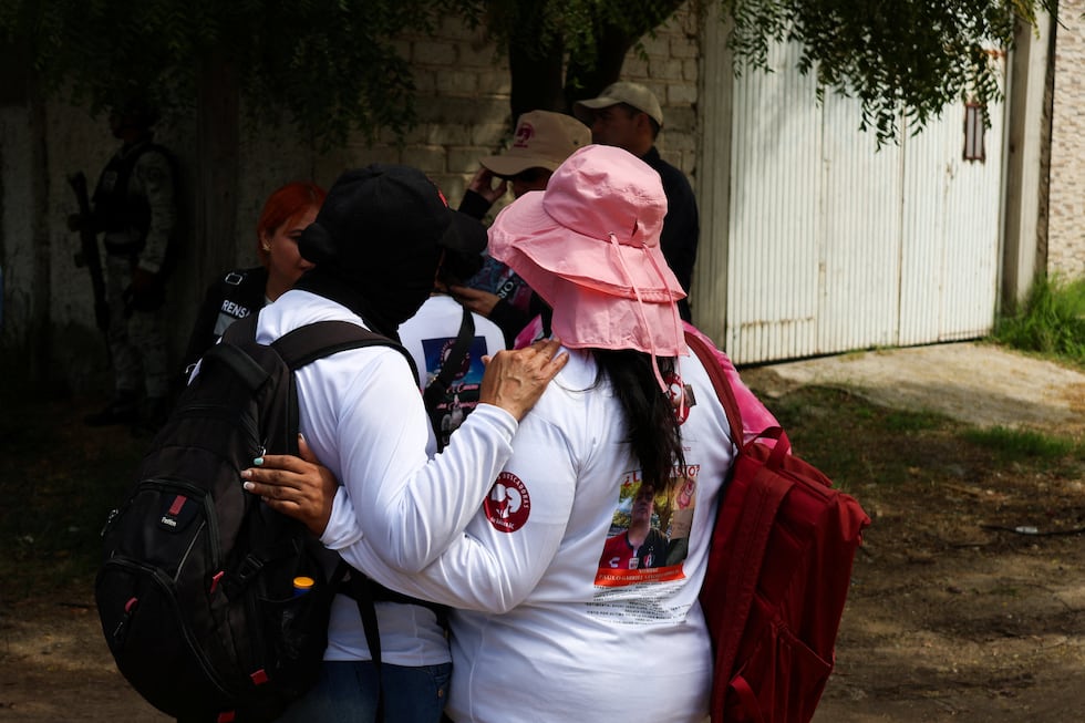El colectivo Madres Buscadoras asegura haber encontrado un crematorio clandestino en Jalisco