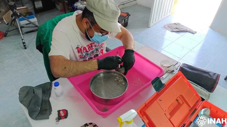 Hallan tumbas prehispánicas en Tula