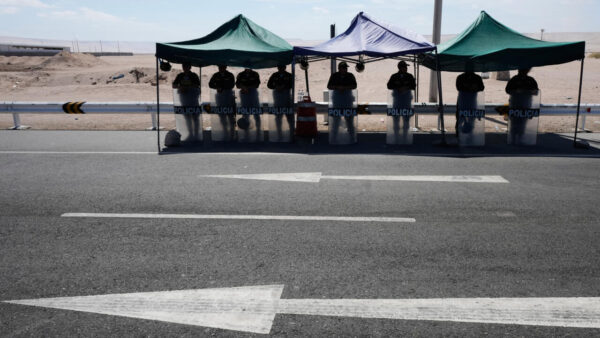Perú: Dudas sobre las amenazas de expulsión de Kast