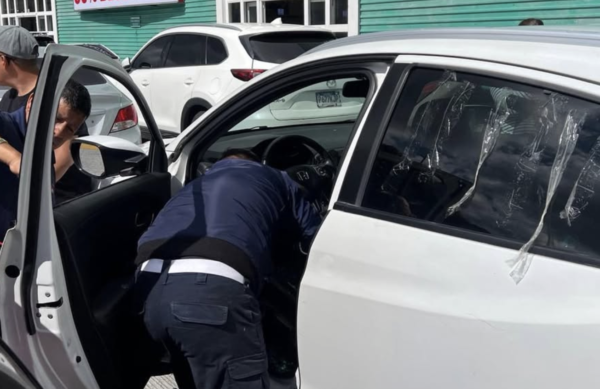 Rescatan a dos menores encerrados en vehículos en Hermosillo en menos de 15 días