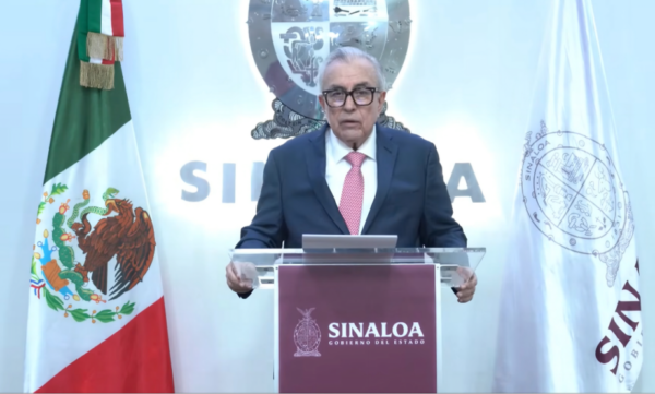 Rocha Moya pide licencia como gobernador de Sinaloa