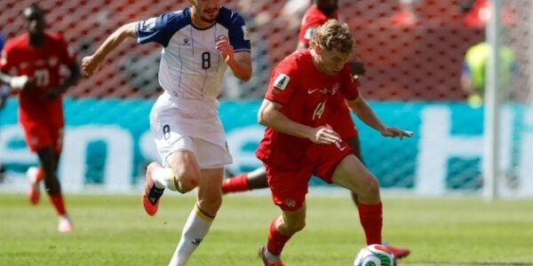 Canadá inicia debut mundialista con empate ante Bosnia