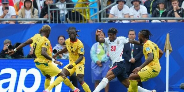 Inglaterra y Ghana empatan sin goles en Boston