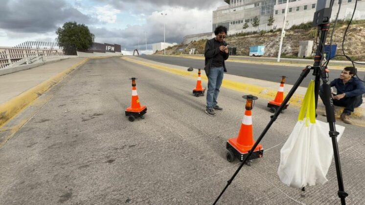 IPN crea conos robotizados de seguridad vial