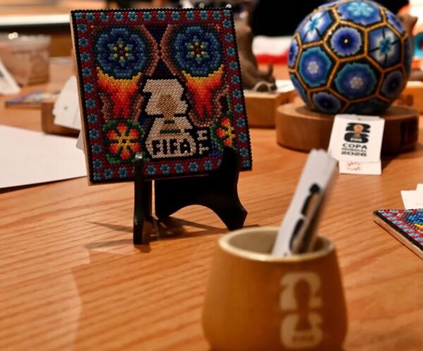 Lanzan colección artesanal especial del Mundial
