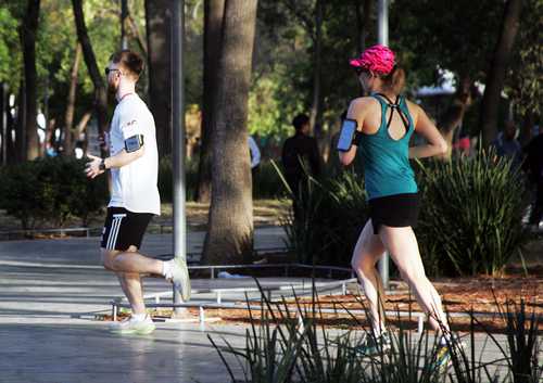 Recibieron estadunidenses residentes en México remesas por al menos 522 mdd en 5 años