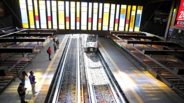 Reinauguran estación Tasqueña del Metro