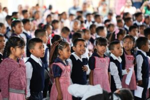 SEP destina 2 mil 337 mdp a escuelas de Oaxaca