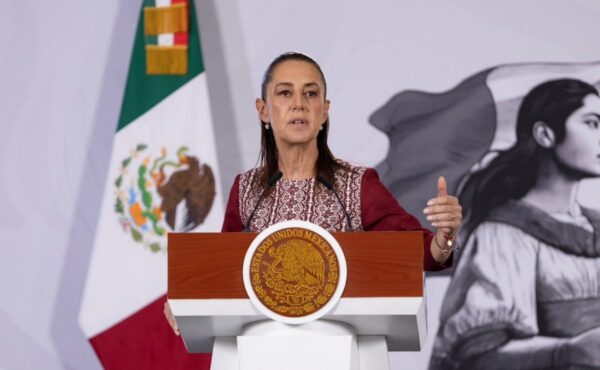 Sheinbaum rechaza entrega de bono por 800 mdp a la CNTE