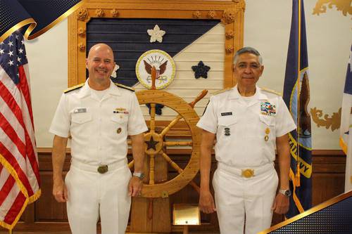 Titular de la Armada viajó a EU para fortalecer la cooperación marítima