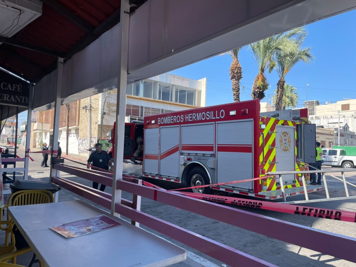 Válvula de gas abierta provoca explosión en negocio de Hermosillo
