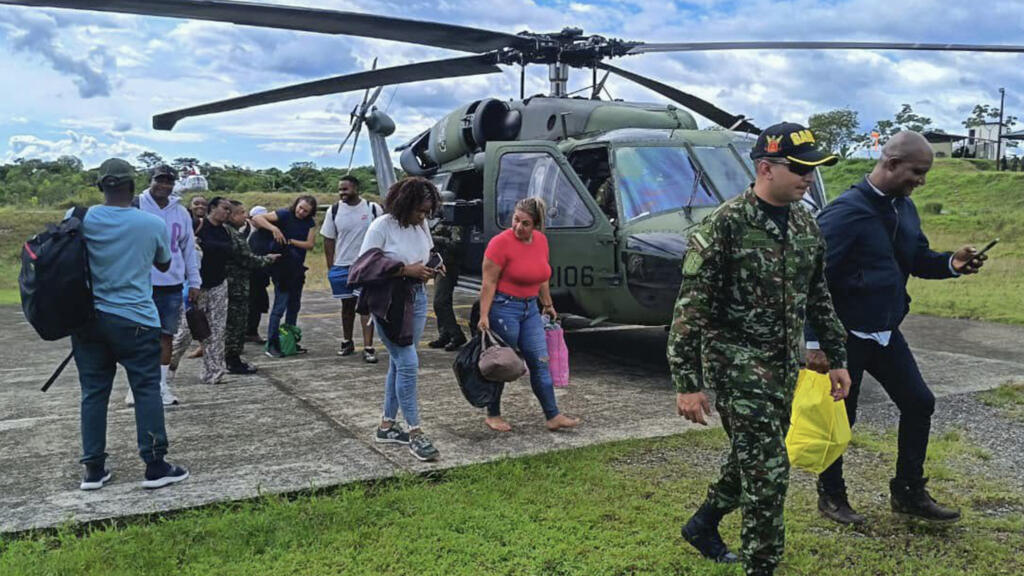Noticias de América - Colombia: liberación de 39 secuestrados por el ELN deja soldados muertos y tensa transición - Ilustración 1
