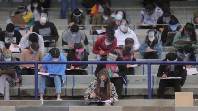El escándalo por los buenos resultados en las pruebas de admisión de la UNAM, la universidad más grande de América Latina - Ilustración 2