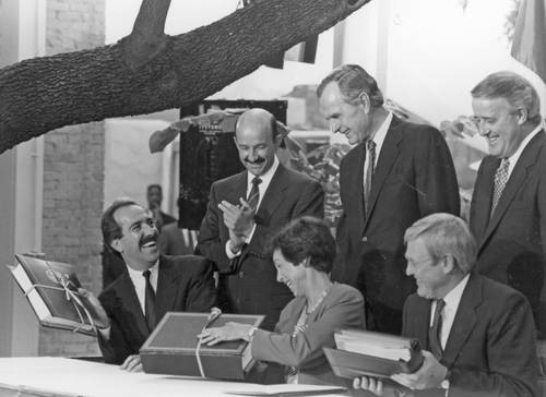 Carlos Fernández-Vega: México SA