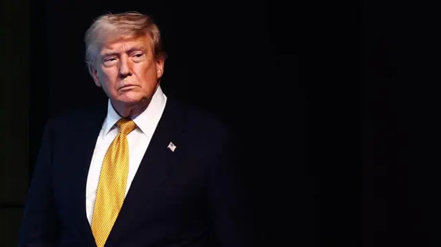 La marcha atrás de Trump respecto al pago de peajes en Ormuz revela sus dificultades para poner fin a la guerra con Irán - Ilustración 1