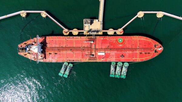 China le da la vuelta al ‘shock’ energético y sale airosa de la falta de suministro del crudo del Golfo