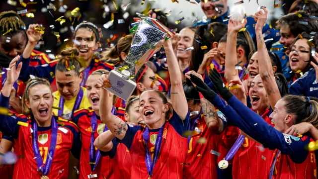 16 títulos en 5 años: por qué España es una fuerza tan dominante en el fútbol masculino y femenino - Ilustración 2