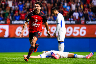 Gil Mora se viste de héroe y Xolos derrota a Cruz Azul en la frontera - Ilustración 1